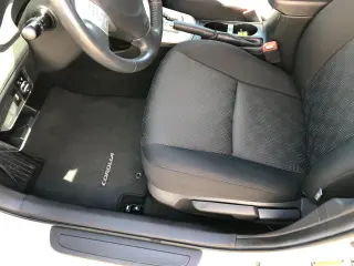 2010 Toyota Corolla S 4-Speed AT