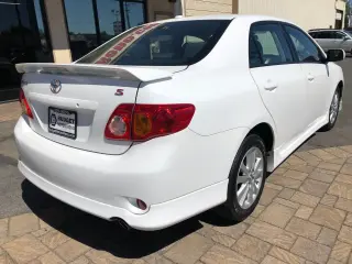 2010 Toyota Corolla S 4-Speed AT