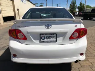 2010 Toyota Corolla S 4-Speed AT