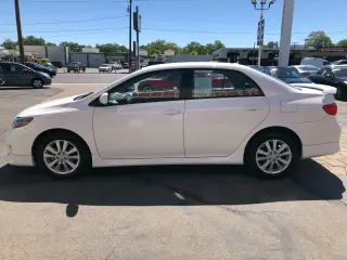 2010 Toyota Corolla S 4-Speed AT