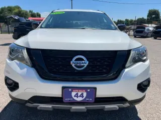 2020 Nissan Pathfinder