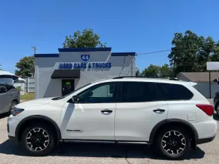 2020 Nissan Pathfinder