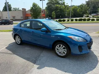 2012 Mazda MAZDA3 i Touring 4-door
