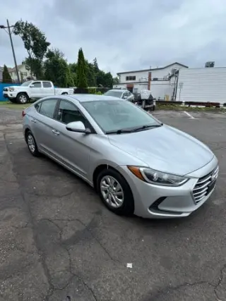 2017 HYUNDAI ELANTRA