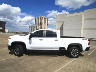 2023 CHEVROLET SILVERADO 2500 HD CREW CAB