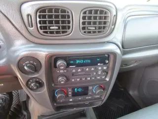 2002 CHEVROLET TRAILBLAZER