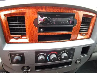 2006 DODGE RAM 2500 MEGA CAB