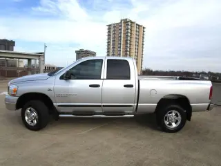 2006 DODGE RAM 2500 QUAD CAB