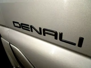 2005 GMC YUKON XL 1500