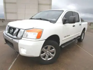 2013 NISSAN TITAN CREW CAB
