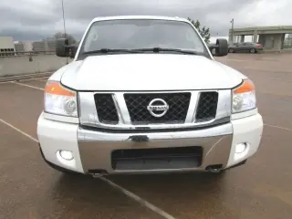 2013 NISSAN TITAN CREW CAB