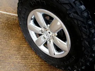 2013 NISSAN TITAN CREW CAB