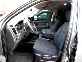 2011 RAM 3500 CREW CAB