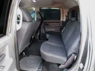 2011 RAM 3500 CREW CAB