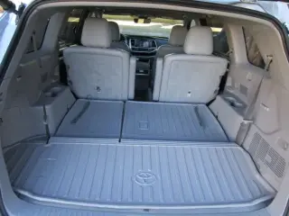2017 TOYOTA HIGHLANDER