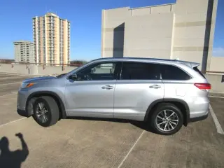 2017 TOYOTA HIGHLANDER