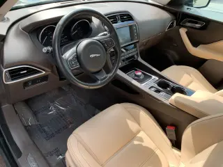 2017 JAGUAR F-PACE