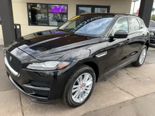 2017 JAGUAR F-PACE