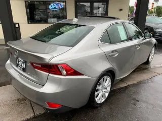 2015 LEXUS IS