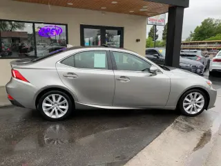 2015 LEXUS IS