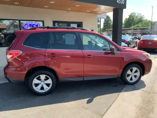 2016 SUBARU FORESTER