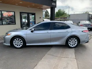2019 TOYOTA CAMRY