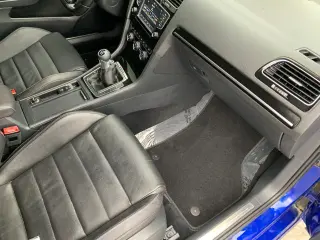2016 VOLKSWAGEN GOLF R