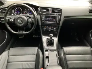 2016 VOLKSWAGEN GOLF R