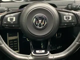 2016 VOLKSWAGEN GOLF R