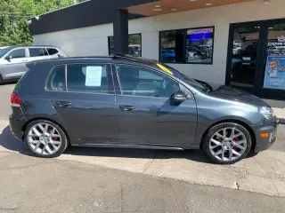 2013 VOLKSWAGEN GTI