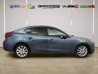 2015 Mazda MAZDA3