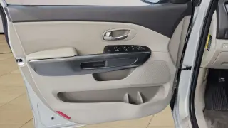2018 Kia Sedona L