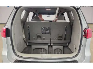 2018 Kia Sedona L