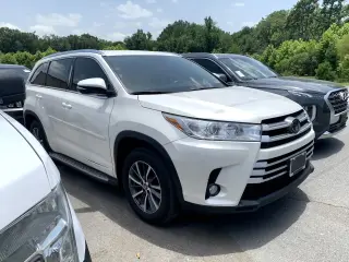 2018 Toyota Highlander SE