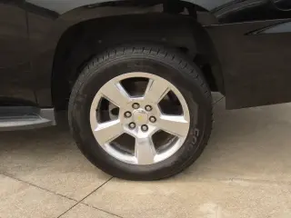 Chevrolet Suburban 2016 4x2 LT 4dr SUV