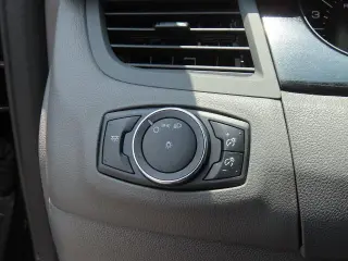 Ford Edge 2013 SE 4dr Crossover