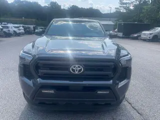 Toyota Tacoma 2025 4x4 SR5 4dr Double Cab 5.0 ft SB
