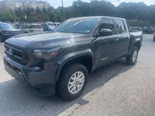 Toyota Tacoma 2025 4x4 SR5 4dr Double Cab 5.0 ft SB