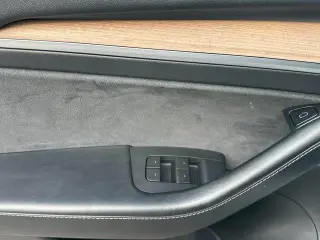 Tesla Model 3 2021 Standard Range Plus 4dr Sedan