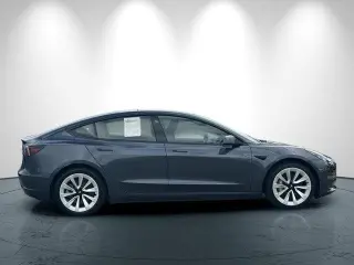 Tesla Model 3 2023 4dr Sedan