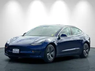 Tesla Model 3 2019 Mid Range 4dr Fastback