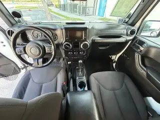 Jeep Wrangler 2017 4x4 Sport 2dr SUV