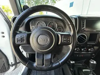 Jeep Wrangler 2017 4x4 Sport 2dr SUV