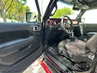 Jeep Wrangler 2023 4x4 Rubicon 2dr SUV
