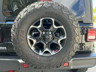 Jeep Wrangler 2023 4x4 Rubicon 2dr SUV