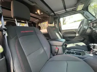 Jeep Wrangler 2023 4x4 Rubicon 2dr SUV