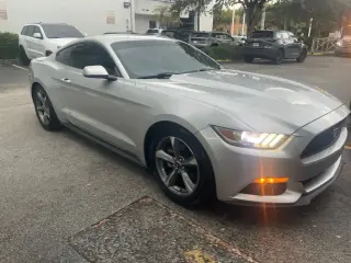 Ford Mustang 2016 V6 2dr Fastback