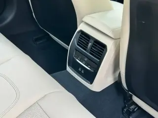 BMW 3 Series 2025 330i 4dr Sedan