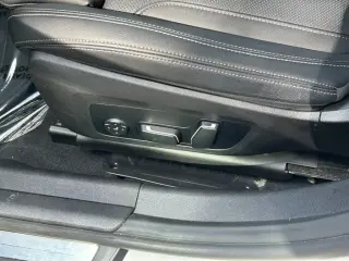 BMW 3 Series 2024 330i 4dr Sedan