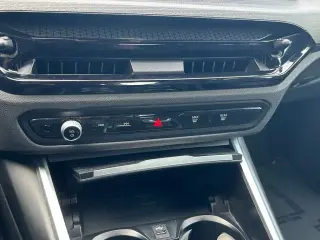 BMW 3 Series 2025 330i 4dr Sedan